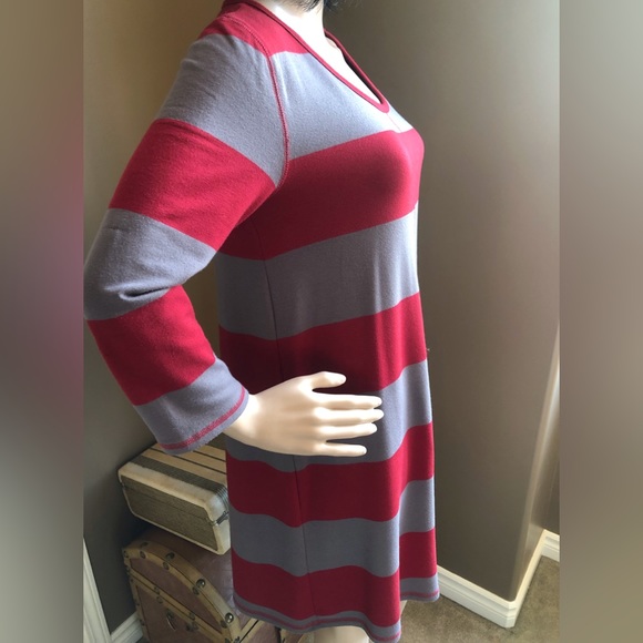 Jessica Simpson Gray and Red Dress/Tunic Top - Picture 5 of 8